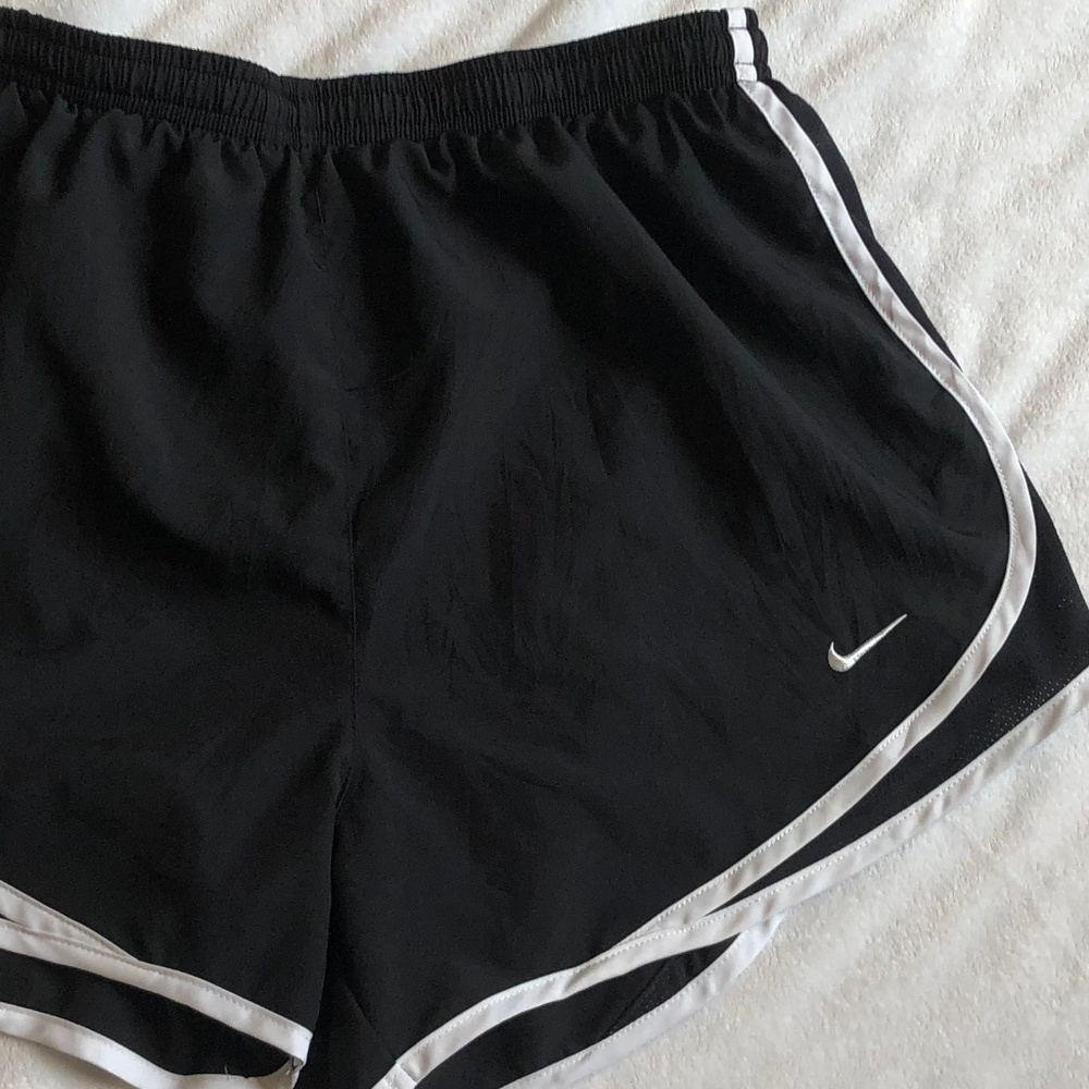 Women's Nike Running Shorts - EUC